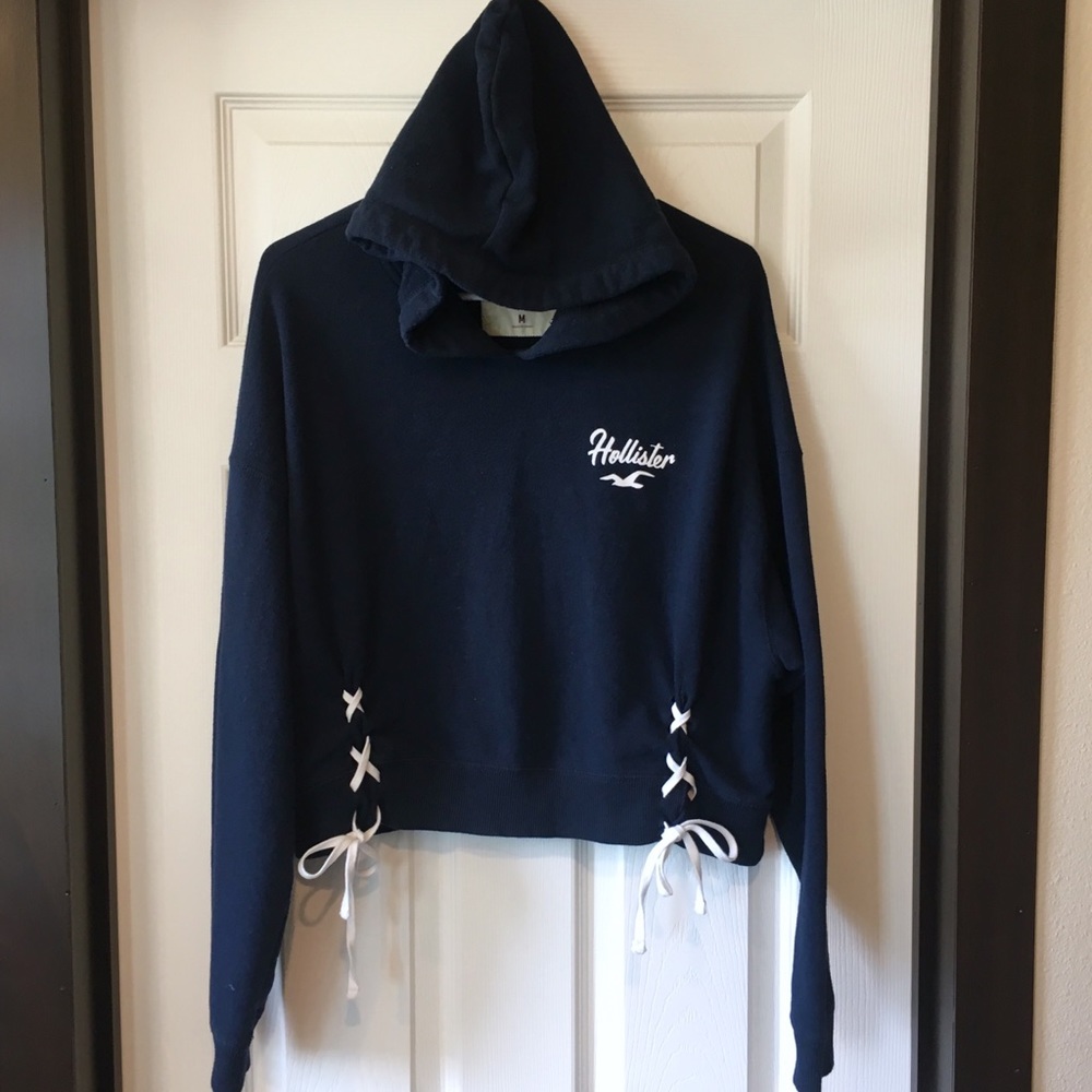 Lace Up Crop Hoodie